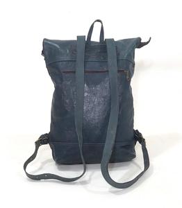 Mochila enrollable antirrobo de cuero genuino de la mejor calidad, nueva mochila enrollable de cuero impermeable personalizada para viajes. - Product Image 4