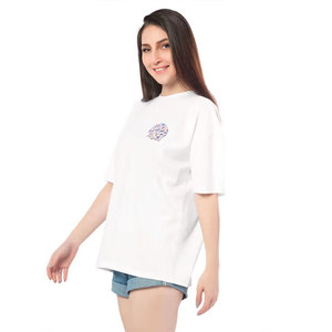 เสื้อยืดพิมพ์ลายลำลองสำหรับผู้หญิง รับผลิตแบบ OEM ODM โรงงานผู้ผลิต ขายส่งจำนวนมาก รับทำแบรนด์ส่วนตัว โลโก้สั่งทำ คุณภาพส่งออกตามสั่ง - Product Image 2