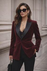 Blazer en velours marron pour unisexe, style tapis rouge de luxe - Product Image 2