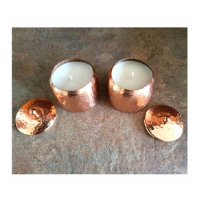 Pot de bougie rond en cuivre de haute qualité pour la décoration de la maison prix de gros pour la fabrication de bougies votives de Noël - Product Image 6