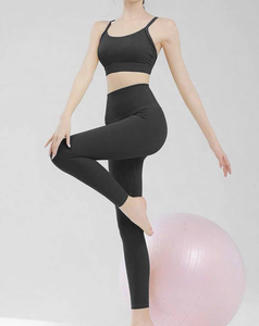 Ensemble de sport respirant taille haute pour femme, séchage rapide, pour gym et yoga, motif uni, vêtements d'entraînement en Spandex/Polyester - Product Image 5