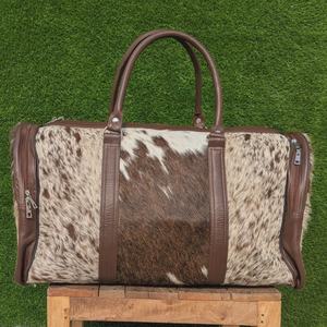 กระเป๋าเดินทางหนังวัวแท้ลายขนสัตว์ รุ่น LHODB-0162 - Product Image 1