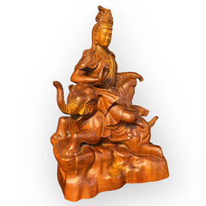 Une statue du Bodhisattva Samantabhadra en bois de santal. - Product Image 3