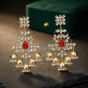 Boucles d'oreilles pendantes Kanhai Jewels Orange Fashion pour femmes, en alliage de cuivre, avec cristaux et strass, motif papillon, style religieux hindou - Product Image 1