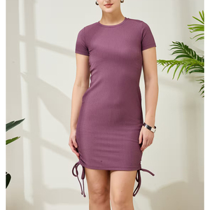 ชุดเดรสทรงเข้ารูปแขนสั้นแบบมีริบ ผ้าถัก ดีไซน์สั่งทำได้ สำหรับผู้ค้าส่ง - Product Image 1