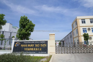 Vietnam 6D HS Slick White Creux Fibre discontinue Polyester recyclé pour la fabrication et le remplissage de matériaux ignifuges - Product Image 6