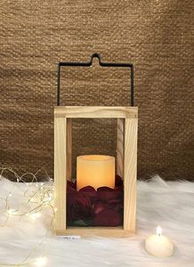 Portavelas Rústico de Madera, Farol Decorativo de Mesa con Florero de Vidrio Tipo Huracán - Product Image 4