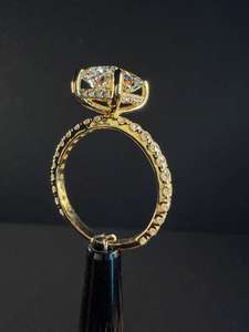 แหวนหมั้นเพชรทรงรัศมี 3 กะรัต ฝังแบบซ่อน 14K ทองคำขาว เพชรเพาะเลี้ยงในห้องปฏิบัติการ แหวนเจ้าสาว - Product Image 2