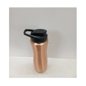 Bouteille d'eau potable en cuivre de haute qualité avec couvercle à vis pour une hydratation durable et des habitudes saines - Product Image 6