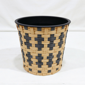 New Design Minimalist <b>Plastic</b> Wicker Round Pot Two-tone Checkered Woven Eco-Friendly & Durable <b>Planter</b> - Product Image 2