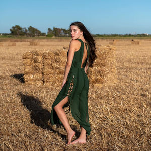 Vestido de Algodón Verde Ligero de Goa, Tendencia 2026, con Espalda Descubierta y Aberturas Laterales, Vestido de Verano Cómodo para Mujer - Product Image 1