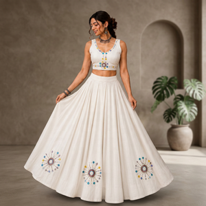 Ensemble Lehenga Choli brodé blanc avec travail de perles colorées, style indien traditionnel pour femmes - Product Image 5