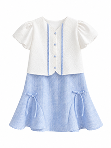 Conjunto de Vestido Seersucker para Niñas con Falda Azul con Lazo y Blusa Blanca, Estilo Dulce, Manga Corta - Product Image 2