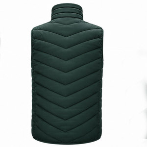 Veste sans manches pour homme de qualité supérieure, personnalisée, avec construction matelassée coupe-vent pour l'extérieur, le travail, les voyages, les sports - Product Image 2