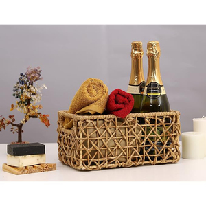 Best Quality <b>Rectangle</b> Shape Tabletop Decoration Handmade Woven Rattan <b>Storage</b> <b>Basket</b> For Parties Home Restaurants Kitchen Ware - Product Image 1