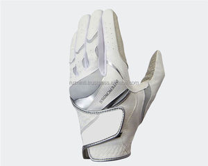 Gants de golf à prise souple avec construction flexible et design ventilé, idéal pour un swing fluide et des performances fiables en extérieur - Product Image 4