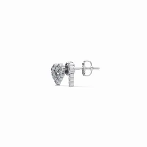 Boucles d'oreilles clous élégantes en or blanc 18 carats avec 20 diamants de laboratoire taille brillant rond, style tendance - Product Image 1