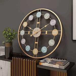 Reloj de Pared Metálico Moderno de Alta Gama para Decoración de Sala de Estar, Reloj de Pared Decorativo para Hogar, Dormitorio u Oficina a un Precio Accesible - Product Image 6
