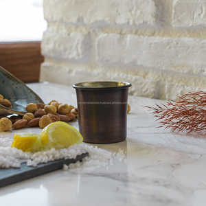 แก้วช็อตทองแดงทำด้วยค้อนแบบโบราณเหมาะสำหรับใช้บนโต๊ะอาหารที่มีเอกลักษณ์และการตกแต่งมื้อค่ำสุดหรู - Product Image 6