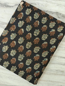 Tissu en coton biologique léger imprimé au bloc Sanganeri à motif floral, fait main, pour la confection de robes et sacs pour filles et garçons - Product Image 2