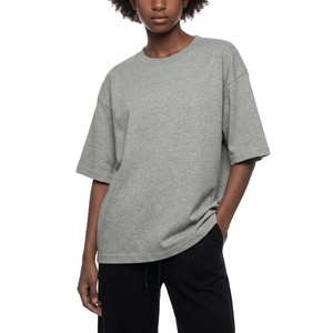 Camiseta Oversize de Algodón Premium para Mujer, Lisa, con Hombros Caídos, Personalizable con Logo, Estilo Urbano, Venta al por Mayor - Product Image 1
