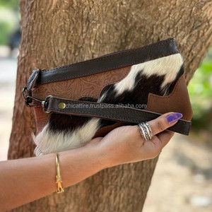 กระเป๋าคลัทช์หนังขนสัตว์แท้แบบมีซิปสำหรับผู้หญิงกระเป๋าคลัทช์ทำมือพิมพ์ลายนูน - Product Image 2