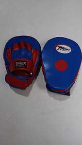 Guantes de Boxeo de Espuma EVA de Alta Calidad, Guantes Curvos de Entrenamiento Profesional para Kickboxing, Guantes de Boxeo Rival RPM-100 - Product Image 3