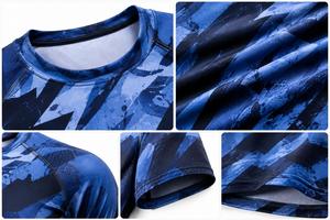 เสื้อแรชการ์ดแขนยาวสีน้ำเงินสำหรับผู้ชาย พิมพ์ลายแบบซับลิเมชั่น แห้งเร็ว 180 กรัม โพลีเอสเตอร์ ป้องกันรังสียูวี เสื้อกีฬาไร้ตะเข็บ เป็นมิตรกับสิ่งแวดล้อม - Product Image 4