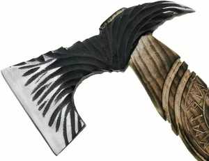 Hacha Tomahawk Forjada a Mano Personalizada, Acero con Alto Contenido de Carbono, 4 3/4 Pulgadas de Filo de Corte, Hacha para Acampar y Cazar al Aire Libre, Mango de Madera - Product Image 4