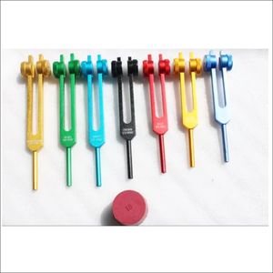 Juego de 7 diapasones de aluminio de alta calidad para terapia de sonido, equilibrio de chakras, relajación y meditación con estuche. - Product Image 6