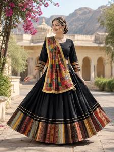 Traditional Indian Pakistani Women Lehenga Choli <b>Green</b> Embroidered Floor-Length Loose Fit Wedding Wear - Product Image 2