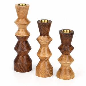 Ensemble de porte-bougies empilables en bois de manguier, vente en gros |   Fabriqué à la main en Inde - Product Image 1