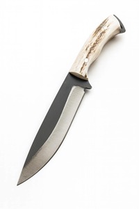 Couteau de chasse à lame fixe en acier au carbone fait main, personnalisé OEM/ODM, avec manche en corne de cerf, lame à pointe tombante, étui en cuir noir - Product Image 5