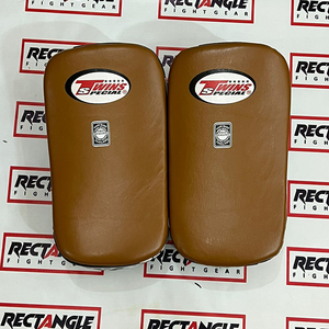 Best Seller Genuine Leather Twins Boxing Training Kick Pads Kick Boxing Strike Curved Arm Pad MMA Focus Muay Thai Punch <b>Shield</b> - Product Image 3