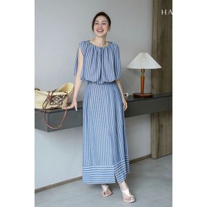A9077 Vietnam Manufacturer Women's Ruched <b>Linen</b> Blend Blouse Sleeveless Lightweight Summer <b>Top</b> - Product Image 1