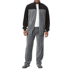 Conjunto deportivo oversize con pantalones acampanados, puños elásticos, forro ultrasuave y pantalones acampanados flexibles para un estilo casual. - Product Image 4