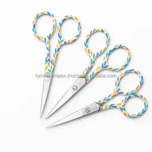 Tijeras Curvas para Cutículas de Acero Inoxidable de Alta Calidad Profesional con Logotipo Personalizado para Bordado y Costura, Compra al por Mayor - Product Image 4