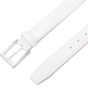 Ceinture d'équitation élégante au design épuré et à la texture lisse, pour toutes les saisons - Product Image 2