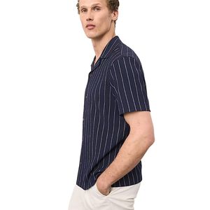 เสื้อเชิ้ตแขนสั้นลายทางผ้าซีร์ซัคเกอร์สำหรับผู้ชาย สวมใส่สบายๆ ติดกระดุม น้ำหนักเบา เหมาะสำหรับใส่ไปเที่ยวทะเลในช่วงฤดูร้อน - Product Image 1