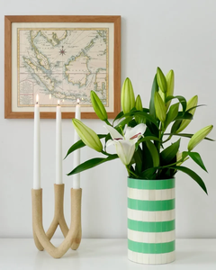 Jarrón de Resina Personalizado con Incrustaciones de Flores para Bodas y Decoración del Hogar, Jarrón de Piso - Product Image 5