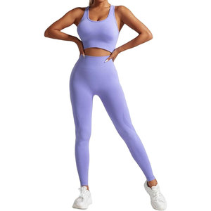 Ensemble de yoga et fitness respirant pour femmes, tendance, confortable, en tissu doux et mince, idéal pour la course à pied et le fitness des adultes. - Product Image 1