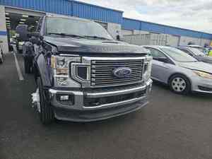 Ford F-450 Super Duty Lariat 2023 Impecable, Cabina Doble, Volante a la Izquierda, Asientos de Cuero, Cámara Trasera, 4x4 - Product Image 6