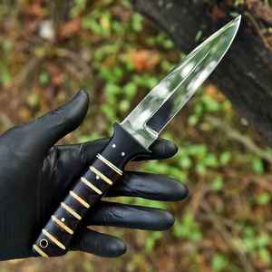 Cuchillo de Caza Profesional de Acero con Alto Contenido de Carbono, Hecho a Mano, de la Marca Palace LLC OEM, Nuevo, Grado OEM - Product Image 1