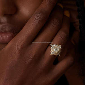 แหวนแต่งงาน/หมั้นเพชรทรงวินเทจ 14k สีเหลืองทอง ผลิตในห้องปฏิบัติการ IGI/GIA สำหรับทั้งชายและหญิง ทองคำขาวคุณภาพสูง เหมาะสำหรับงานฉลองครบรอบ - Product Image 2