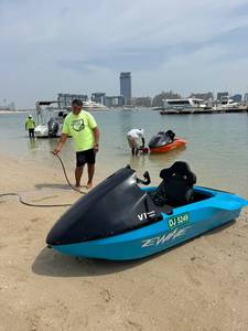 Jet ski électrique EWAVE V1 2 places, embarcation personnelle, jetboat 24 kW 60 km/h 230 cm LLDPE, exportation en caisse en bois - Product Image 4