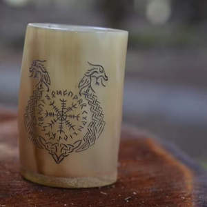 Novedades y tendencias: Gafas de cuerno vikingo, vasos de cuerno de buey, productos de cuerno de búfalo, artículos de cuerno pulido, artículos de cuerno únicos. - Product Image 3