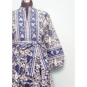 Vestido Maxi de Algodón Suave con Estampado Floral, Cuello en V, Manga Larga, con Cinturón, Ideal para Vacaciones - Product Image 4