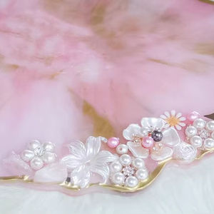 Plateau de mariage rectangulaire multifonctionnel en résine à motif végétal Art Déco avec bord doré - Product Image 1