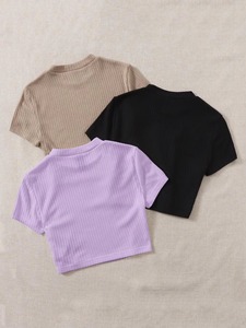 เสื้อครอปแขนสั้นผู้หญิง คอกลม สีพื้น ลำลอง ทรงเข้ารูป สีขาว สีดำ สีเบจ - Product Image 4
