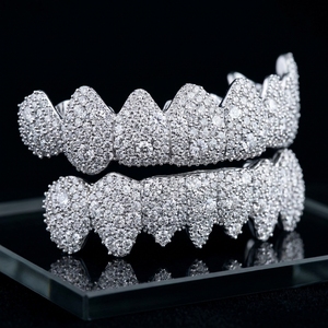 Perm Cut RAAMAA Hiphop Grillz dentaire unisexe en argent sterling 925 8on8 avec micro-incrustation de diamants ronds - Product Image 1